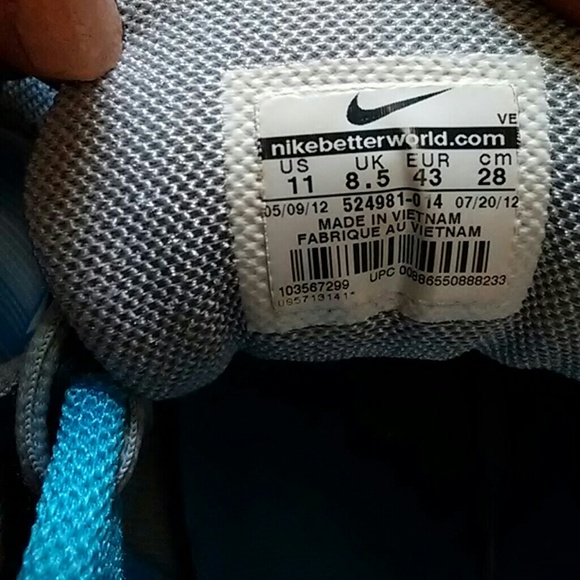 Nike Sneakers - Picture 8 of 8